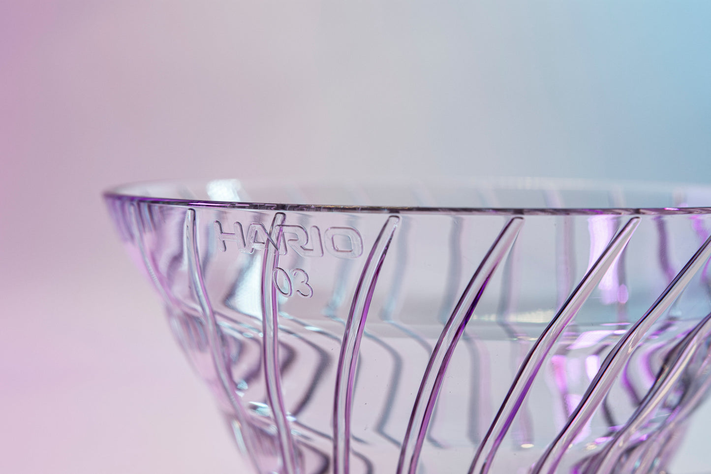 V60 Plastic Coffee Dripper 03